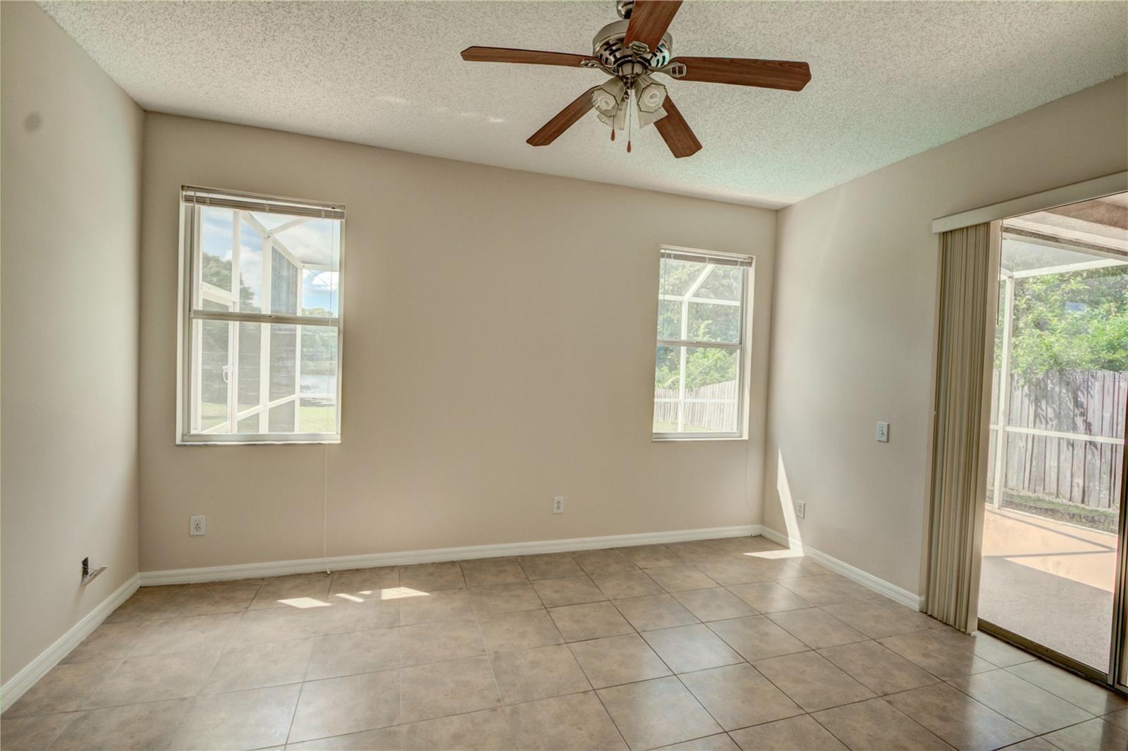 Image 10 of 21 For 7238 Bellingham Oaks Boulevard