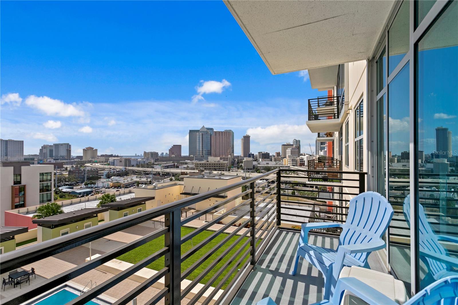 Listing photo id 29 for 1120 Kennedy Boulevard 1210