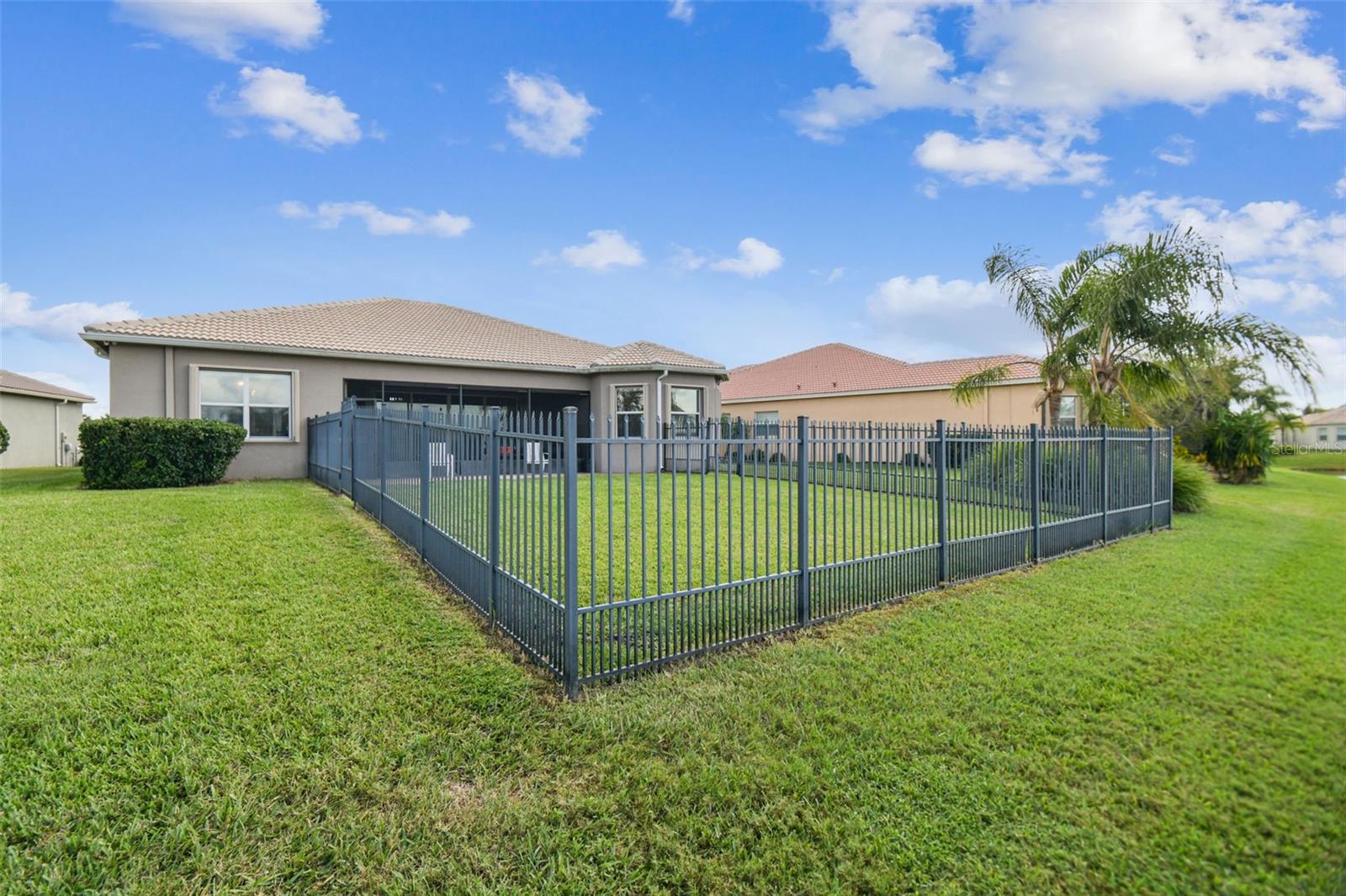 Image 43 of 75 For 15940 Cape Coral Drive