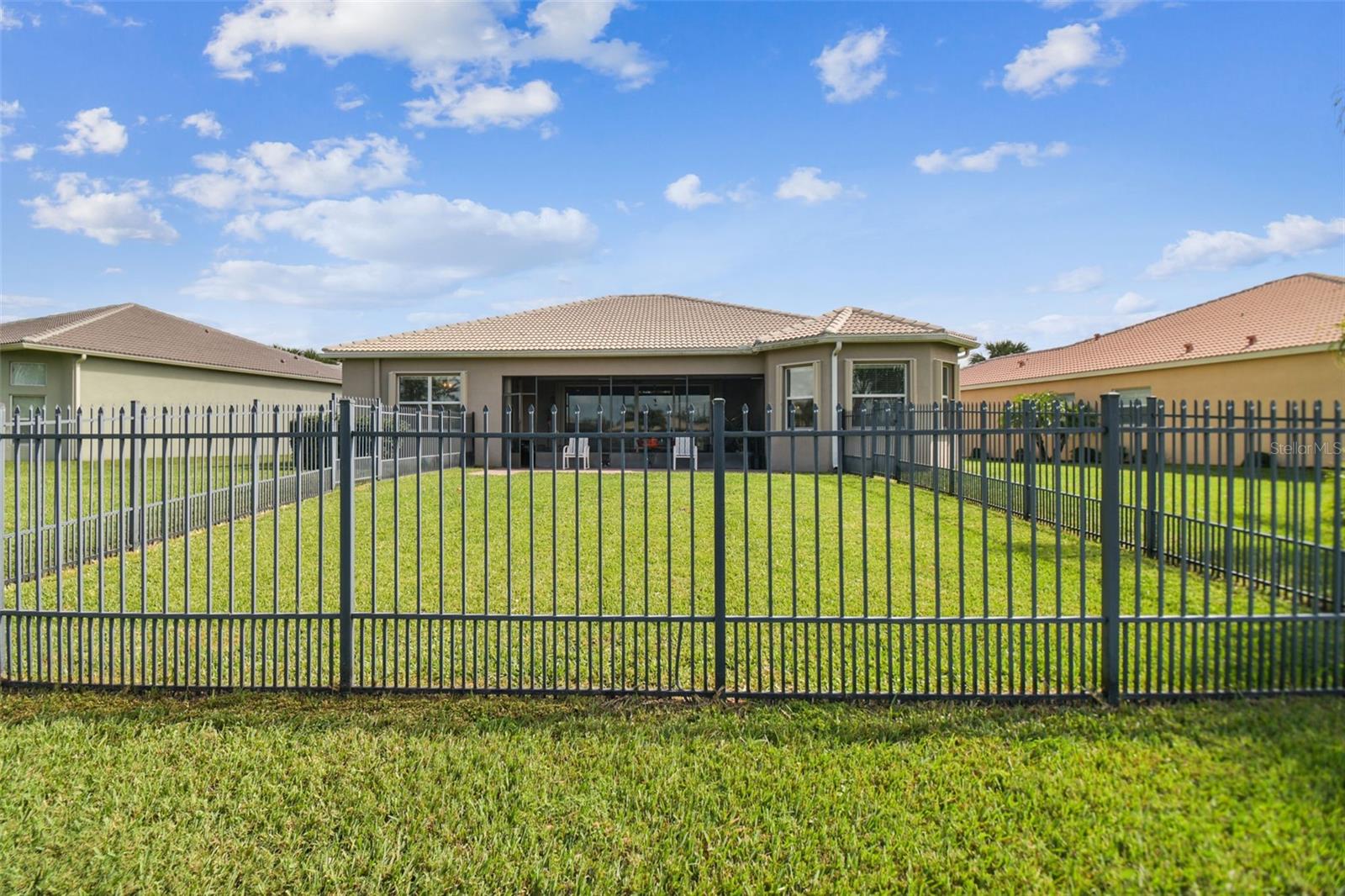 Image 44 of 75 For 15940 Cape Coral Drive