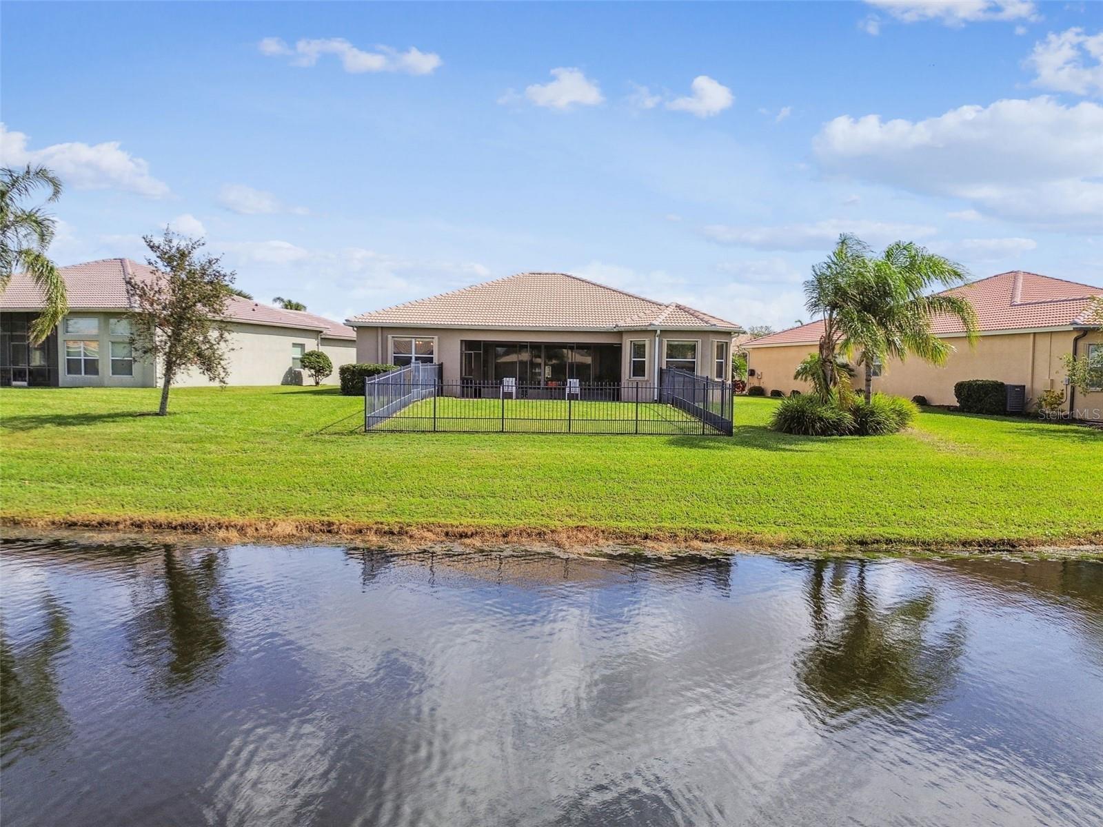 Image 59 of 75 For 15940 Cape Coral Drive