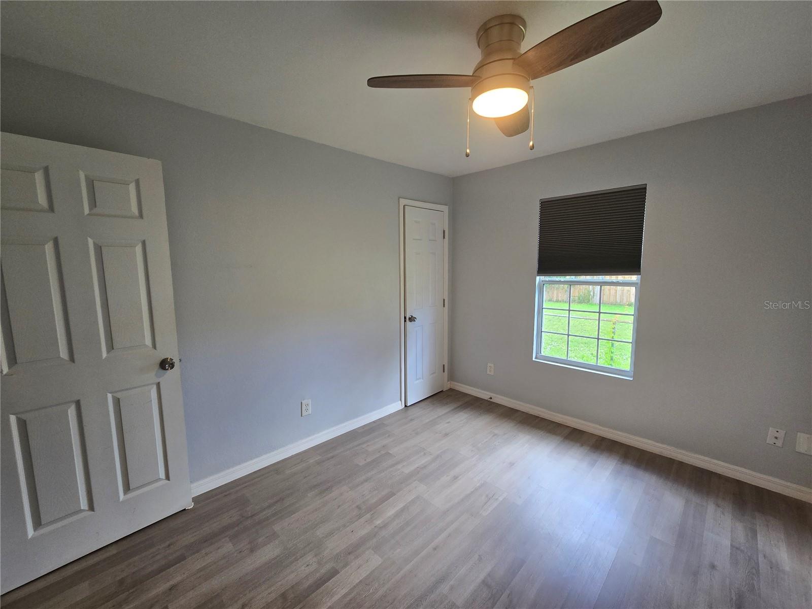 Image 18 of 20 For 847 Hand Avenue