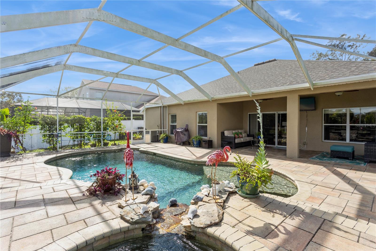 Listing photo id 23 for 1433 Emerald Hill Way