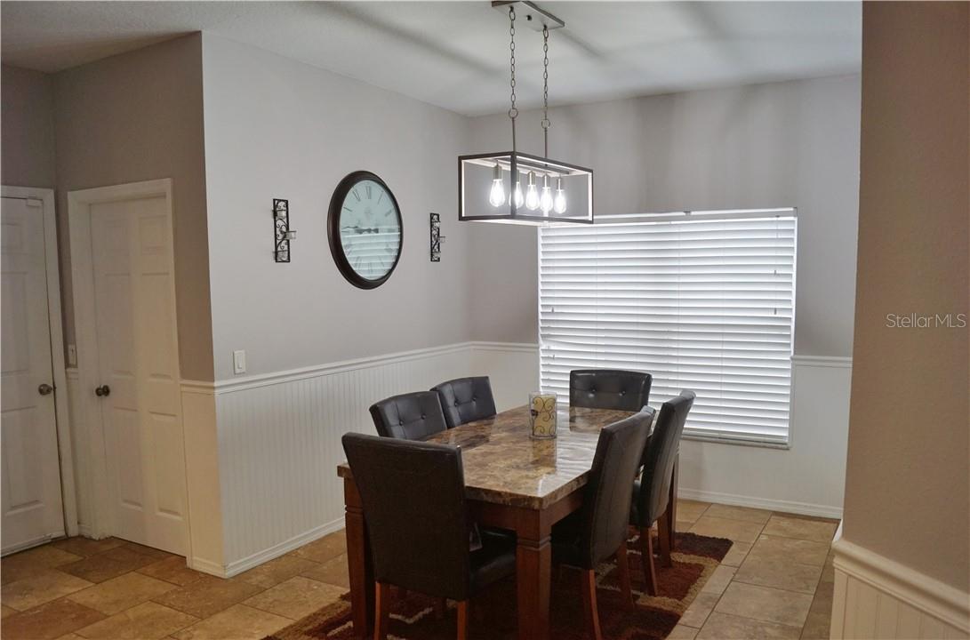 Image 19 of 38 For 1742 Mira Lago Circle