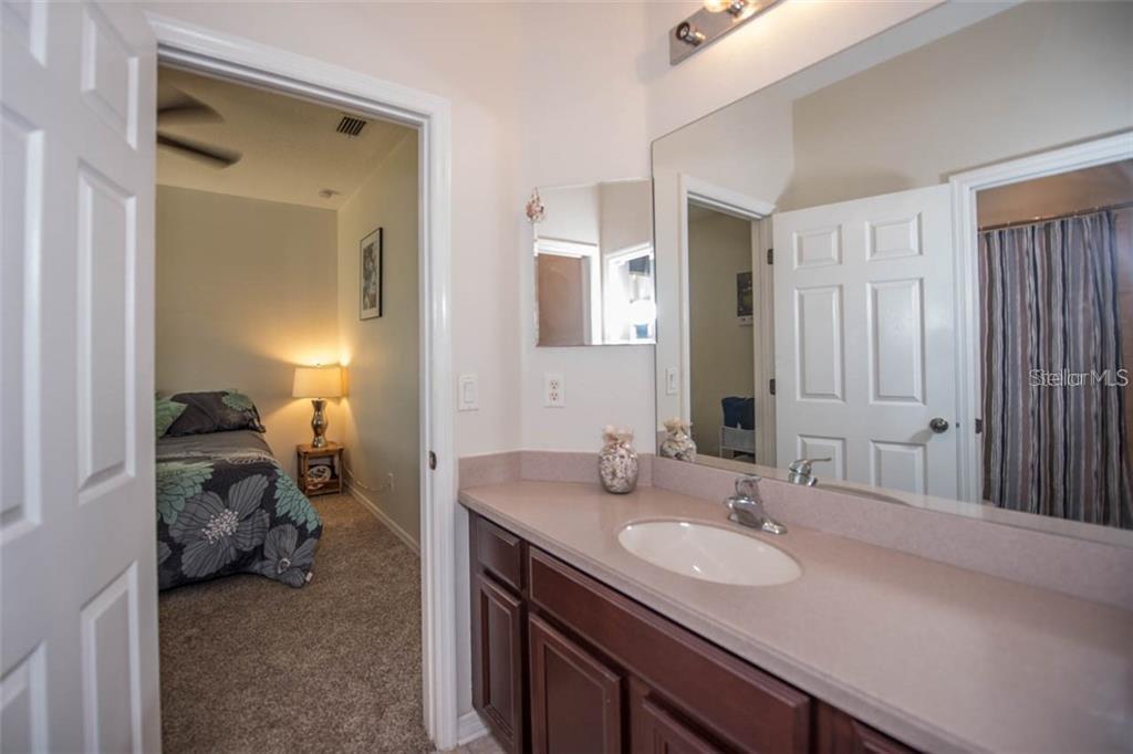 Image 25 of 38 For 1742 Mira Lago Circle