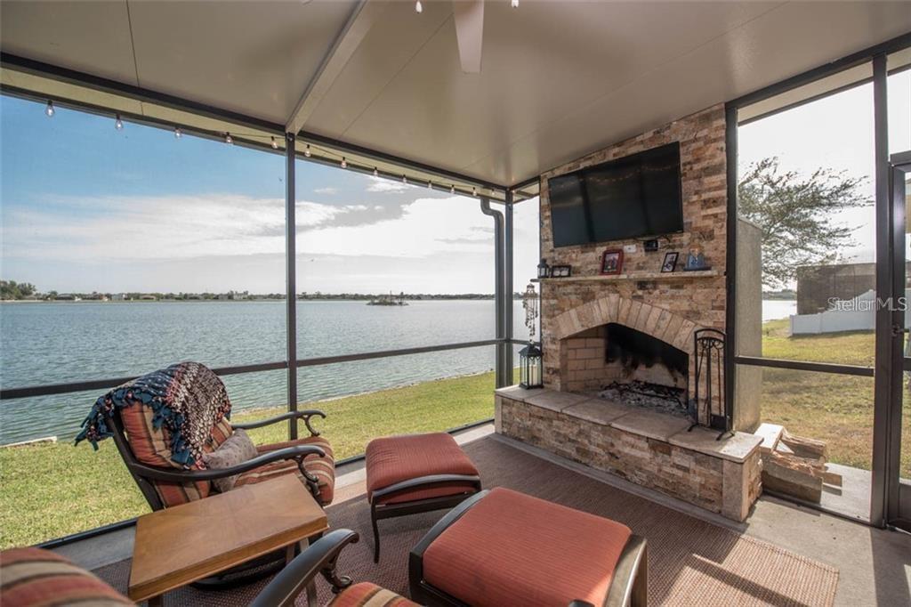 Image 5 of 38 For 1742 Mira Lago Circle