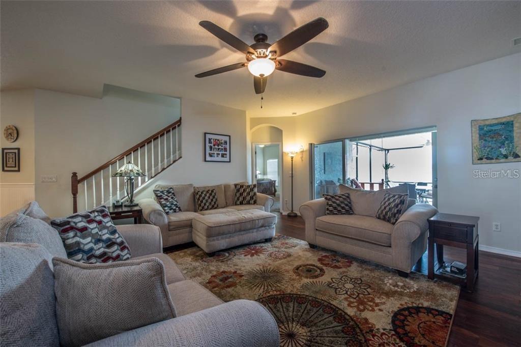 Image 9 of 38 For 1742 Mira Lago Circle