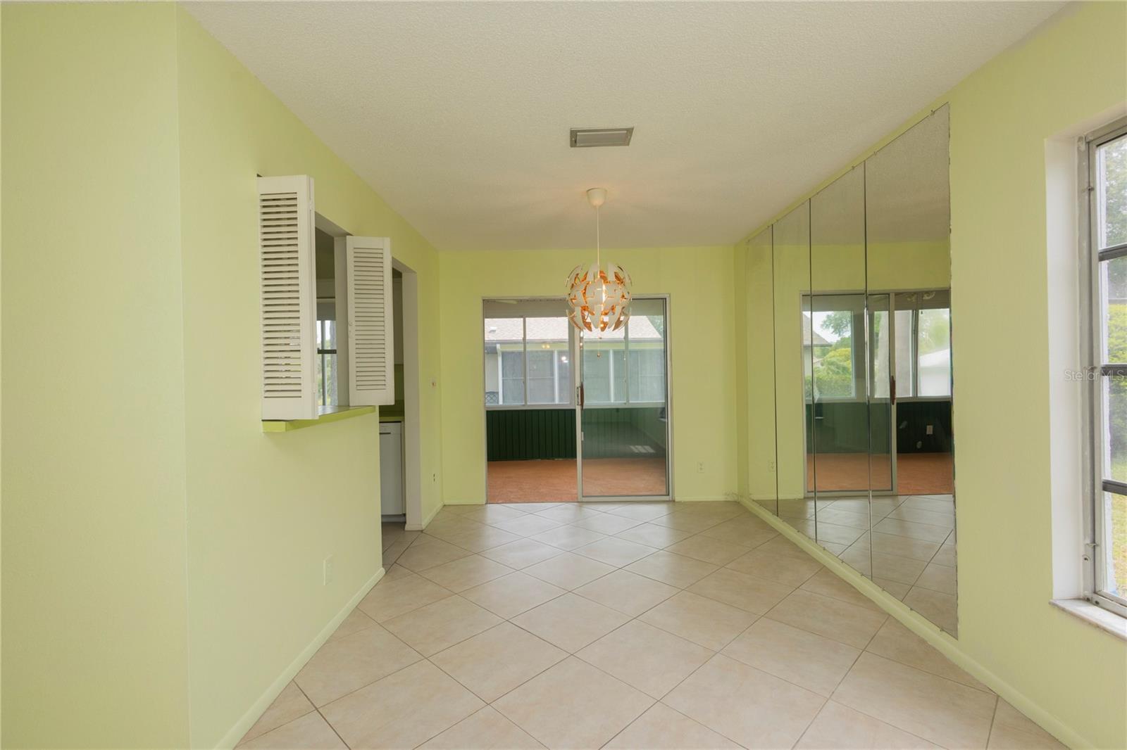 Image 8 of 24 For 8121 Casuarina Drive