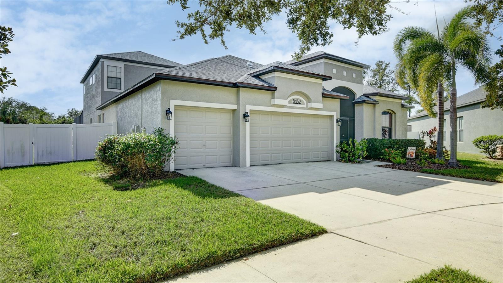 Details for 8432 White Poplar Drive, RIVERVIEW, FL 33578