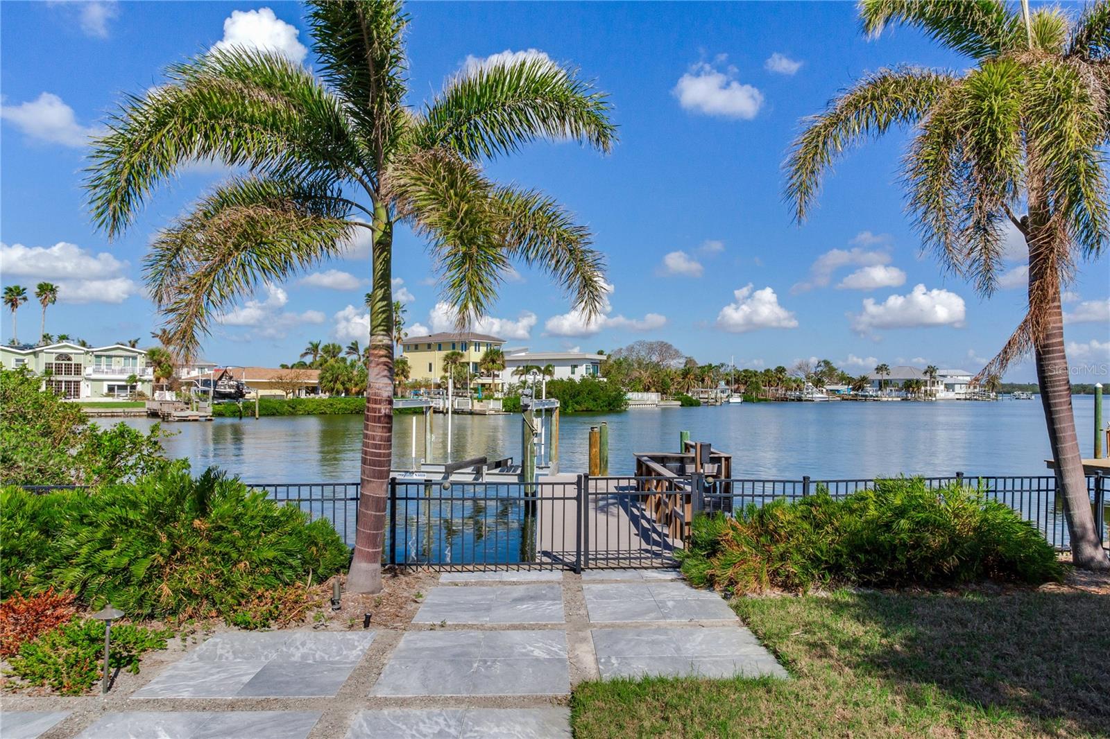 Details for 16434 Redington Drive, REDINGTON BEACH, FL 33708