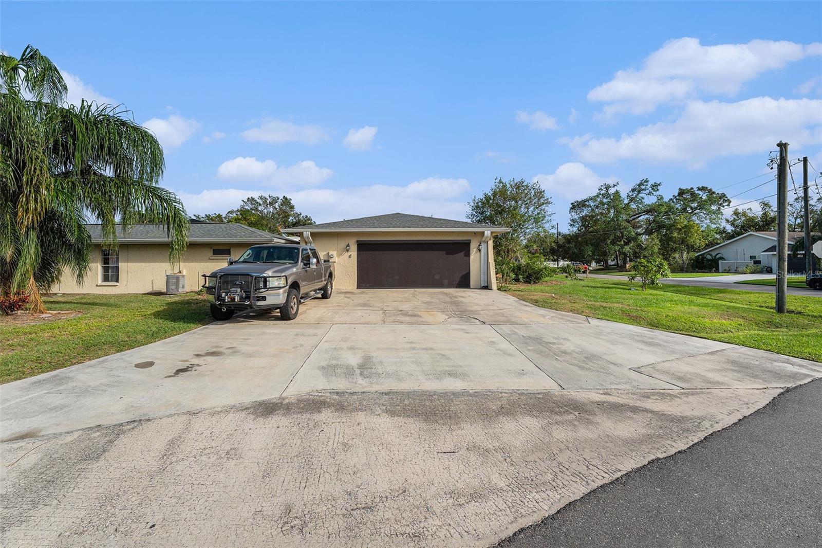 Details for 317 Wendi Lane, RUSKIN, FL 33570