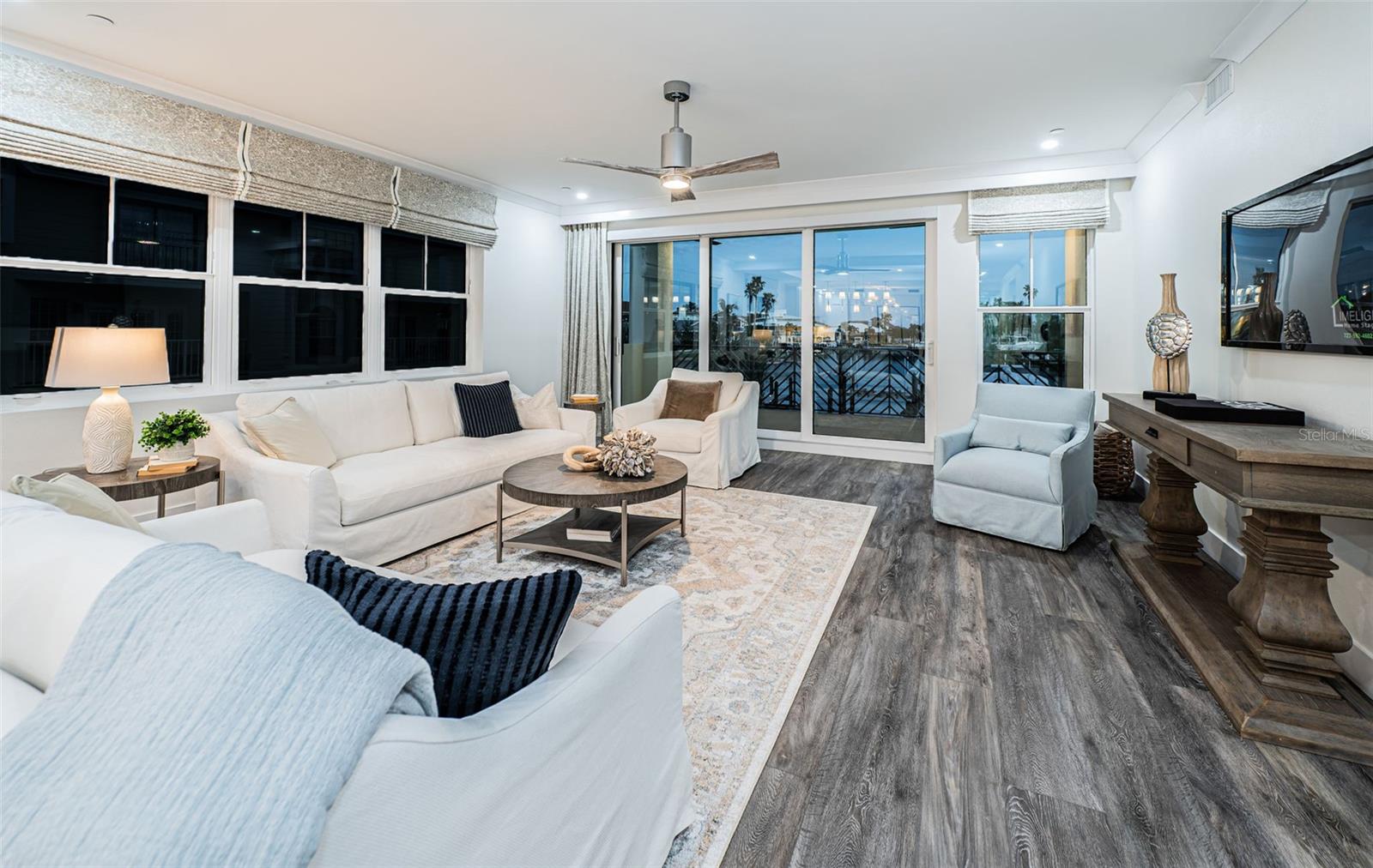 Listing photo id 19 for 455 Pinellas Bayway S 4a