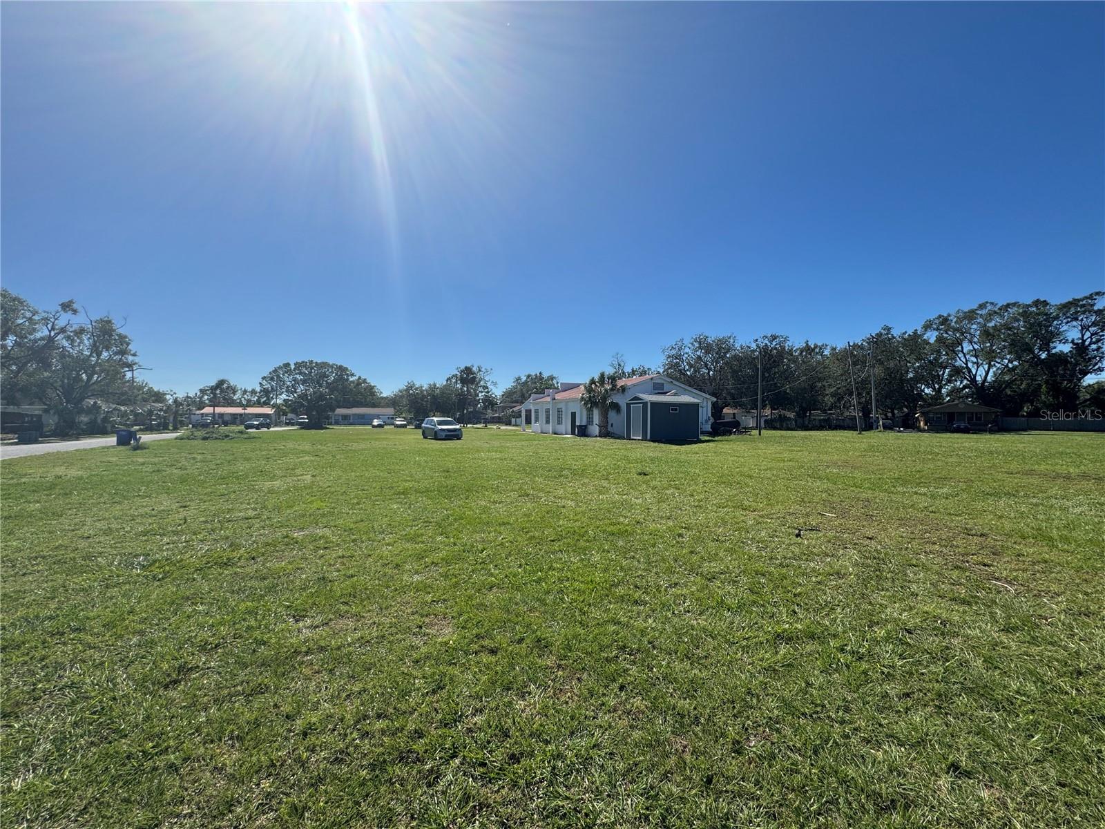 Listing photo id 5 for 5118 17th Avenue