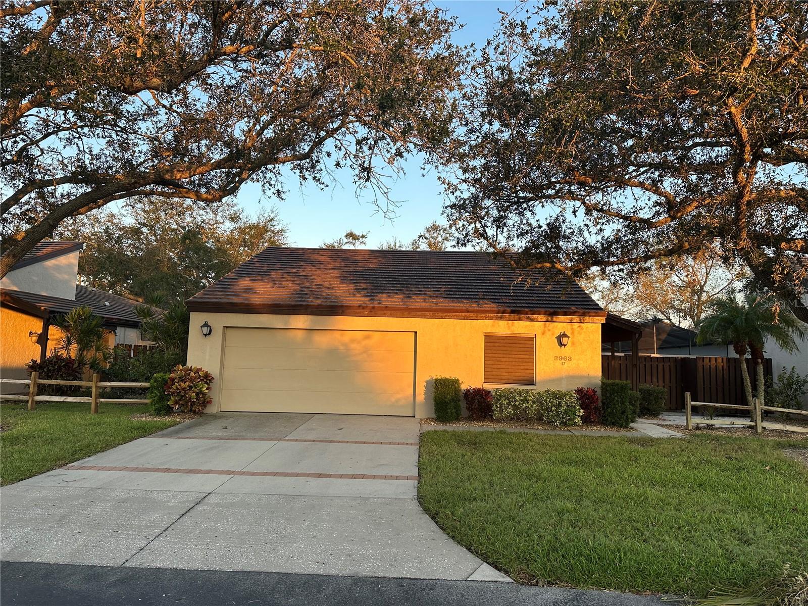 Details for 3963 Glen Oaks Manor Drive, SARASOTA, FL 34232