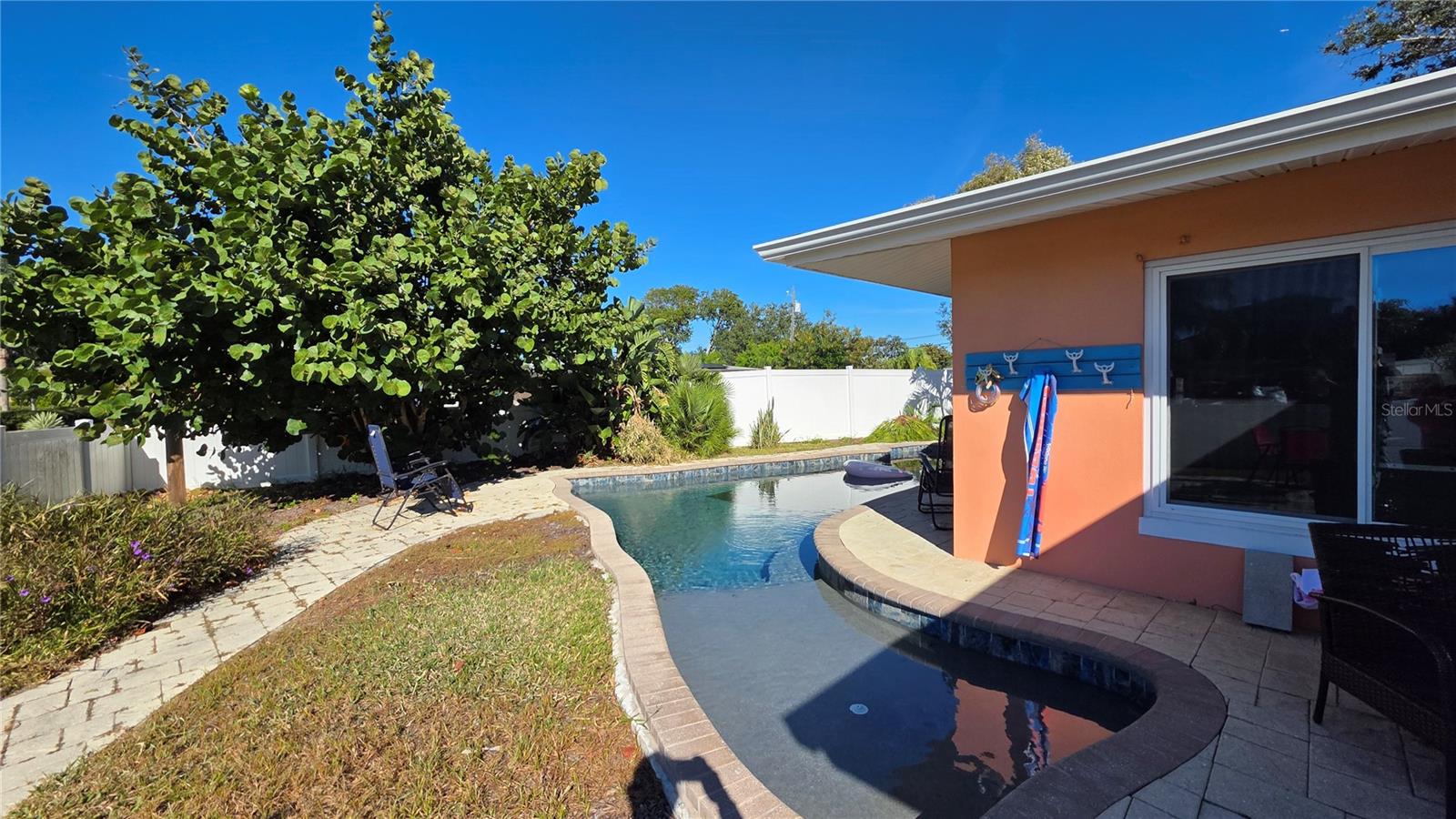 Image 46 of 78 For 552 Trade Winds Drive