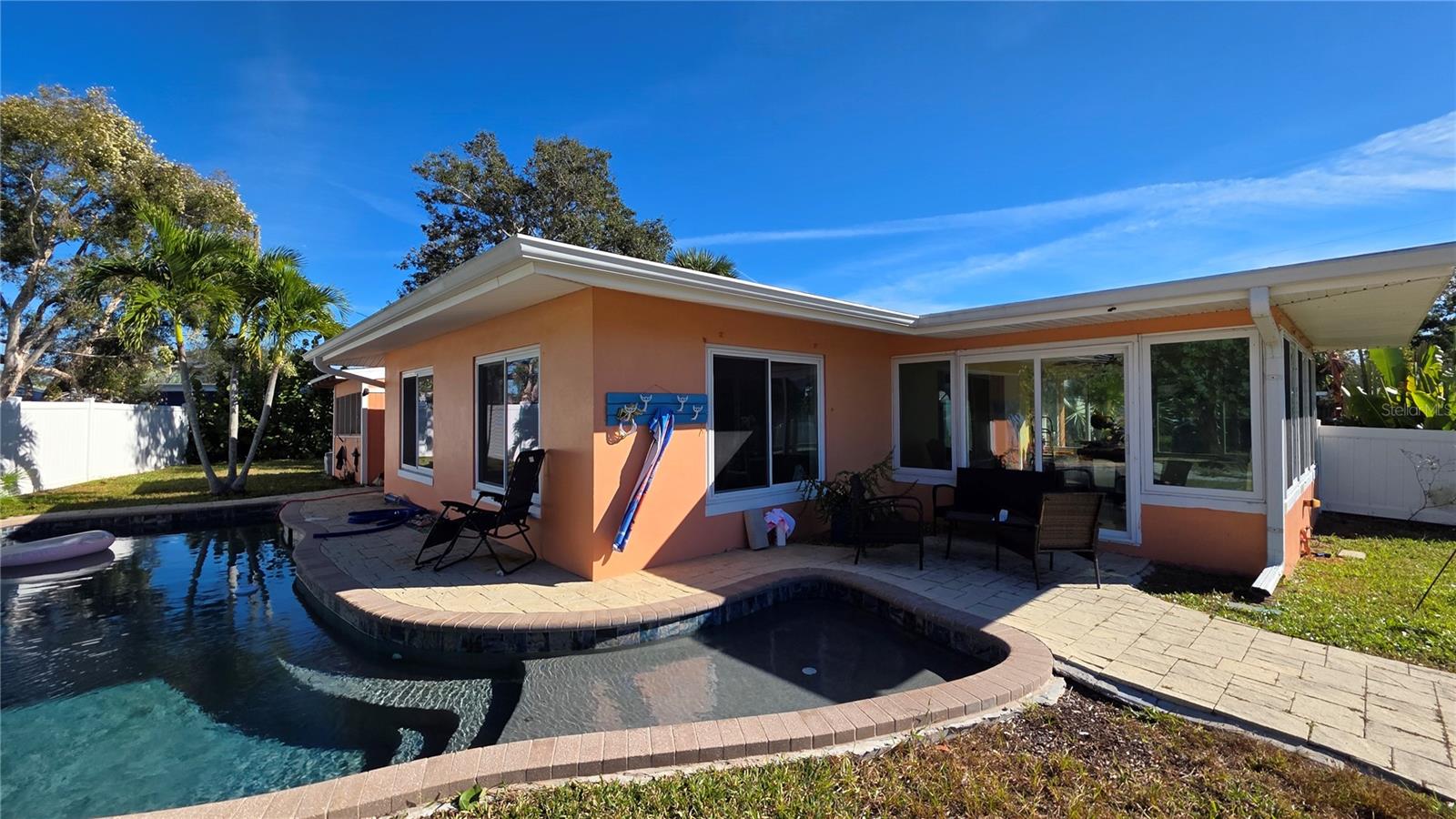 Image 52 of 78 For 552 Trade Winds Drive