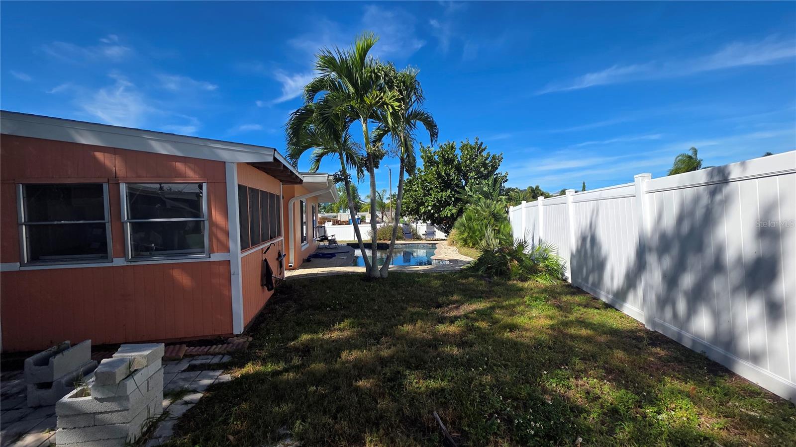 Image 71 of 78 For 552 Trade Winds Drive