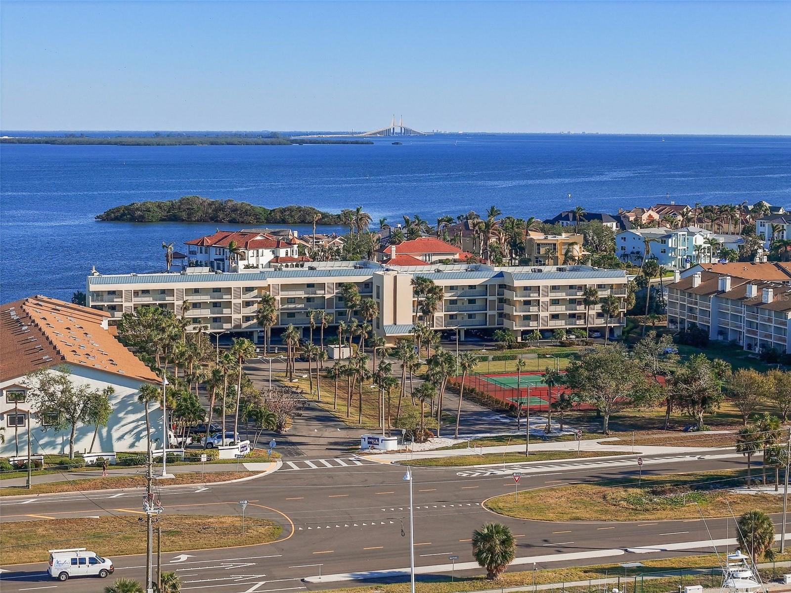 Image 25 of 30 For 363 Pinellas Bayway S 33