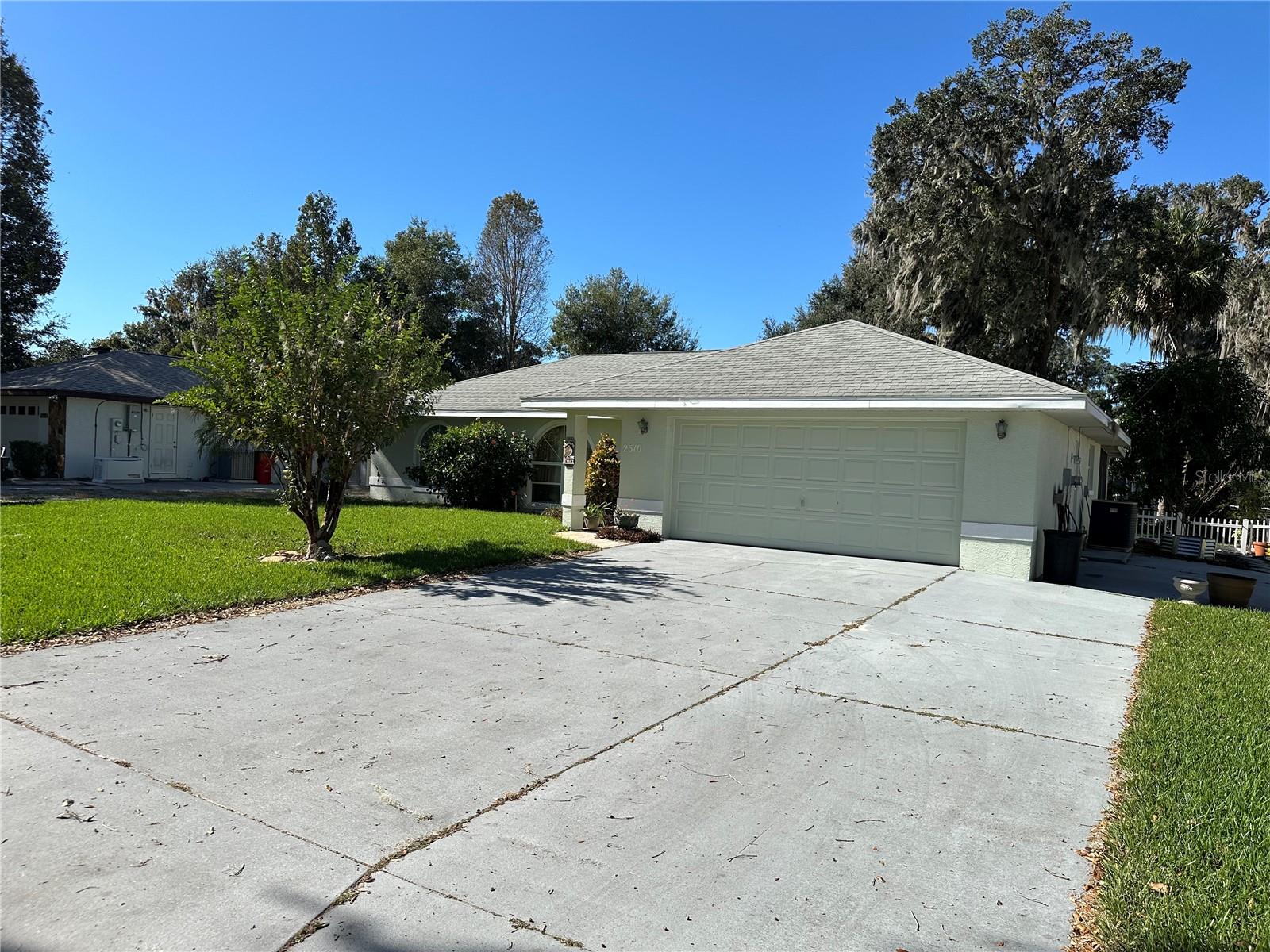 Details for 2510 Cr 447  , LAKE PANASOFFKEE, FL 33538