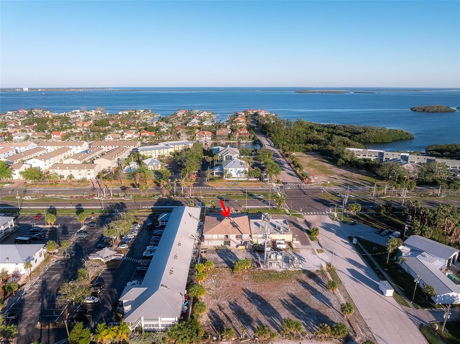 Image 8 of 83 For 1130 Pinellas Bayway S