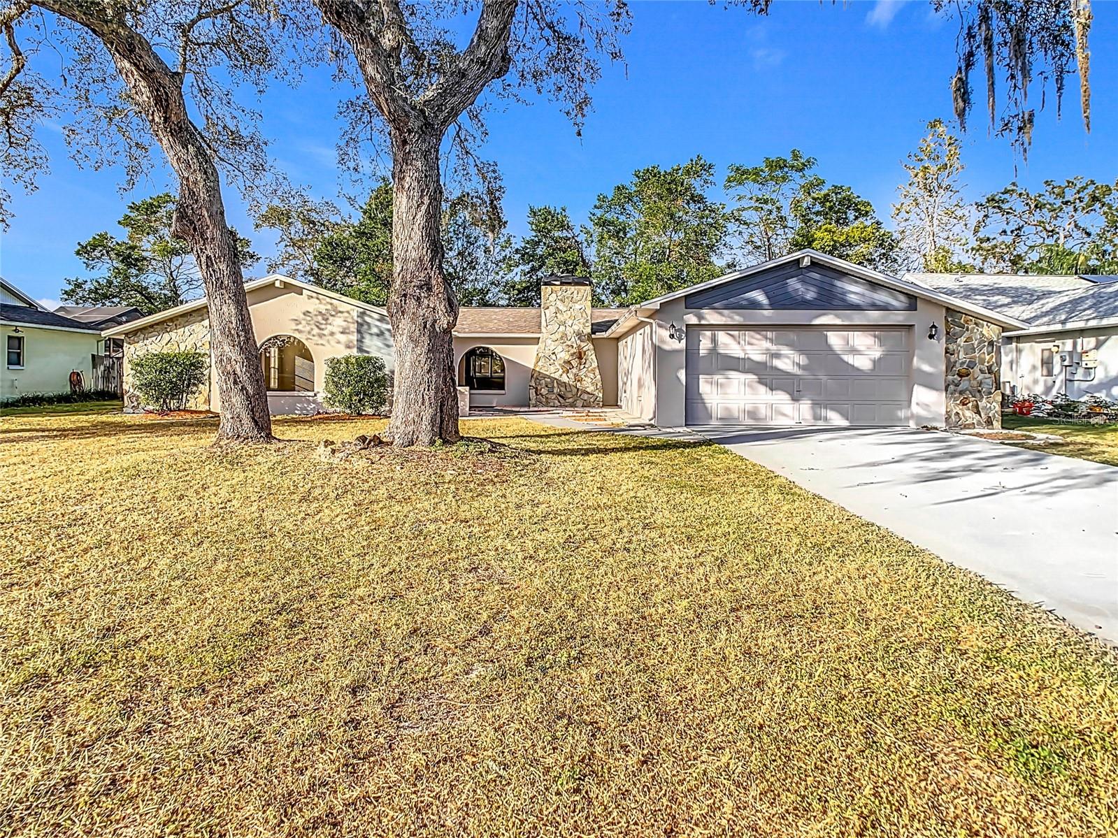 Image 9 of 80 For 8139 Wooden Drive