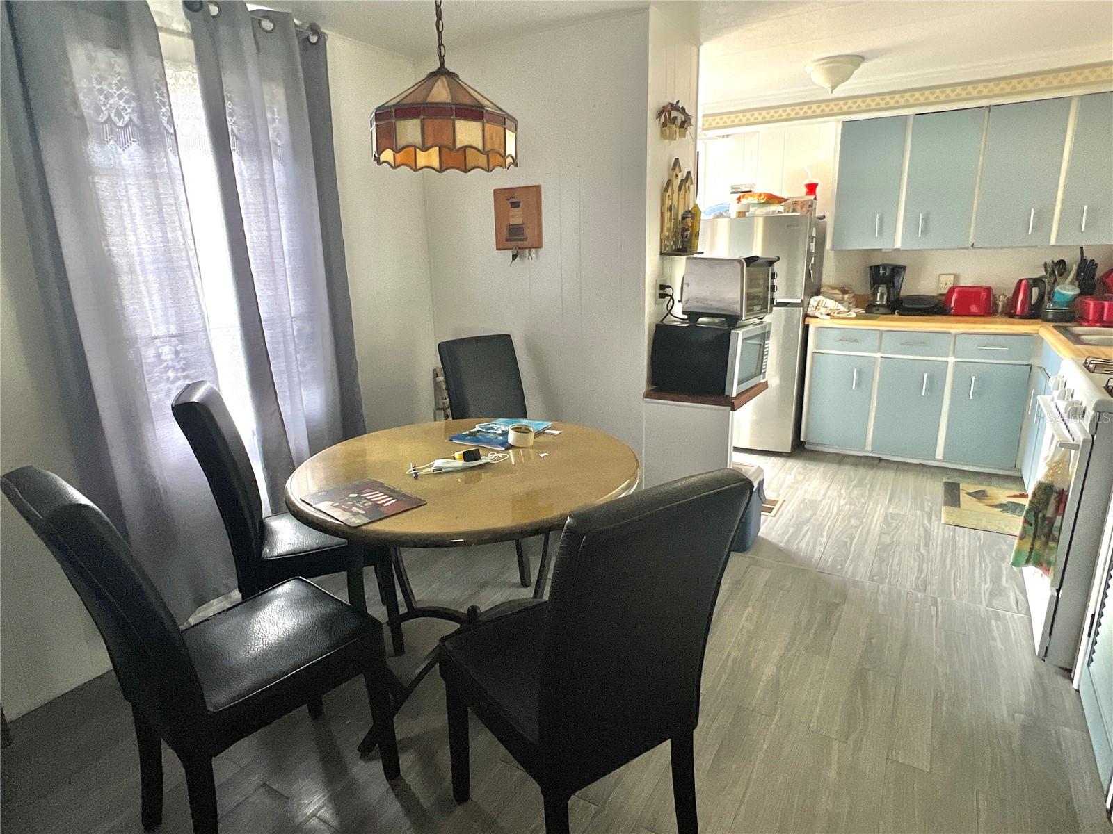 Listing photo id 3 for 7164 Mount Georgetown Drive Ne 553