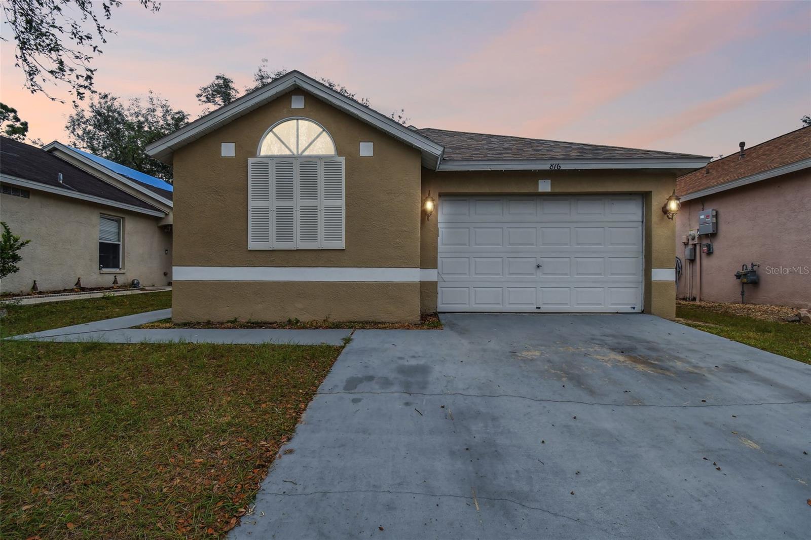 Details for 816 Cape Cod Circle, VALRICO, FL 33594