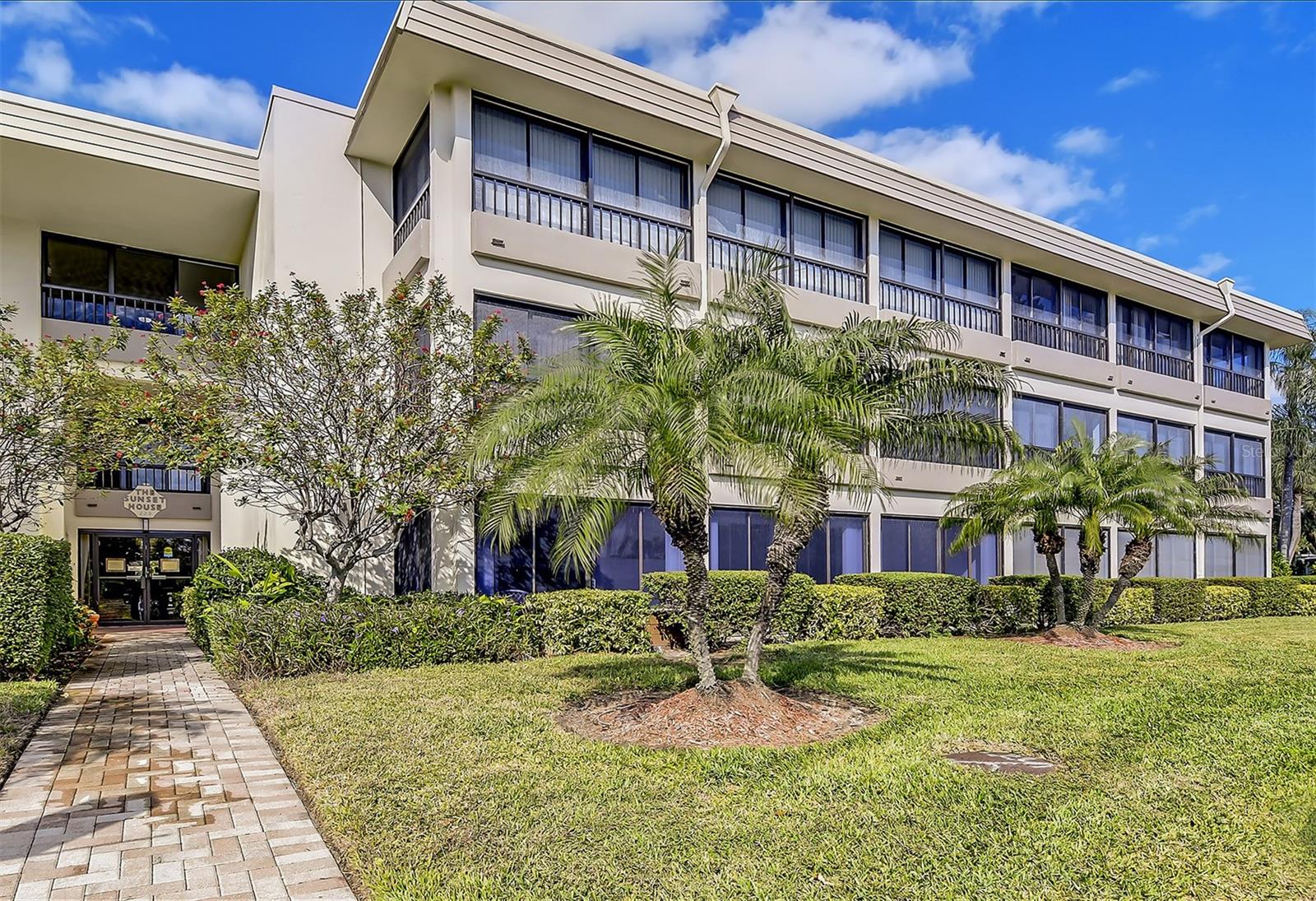 Details for 225 Hourglass Way 303, SARASOTA, FL 34242