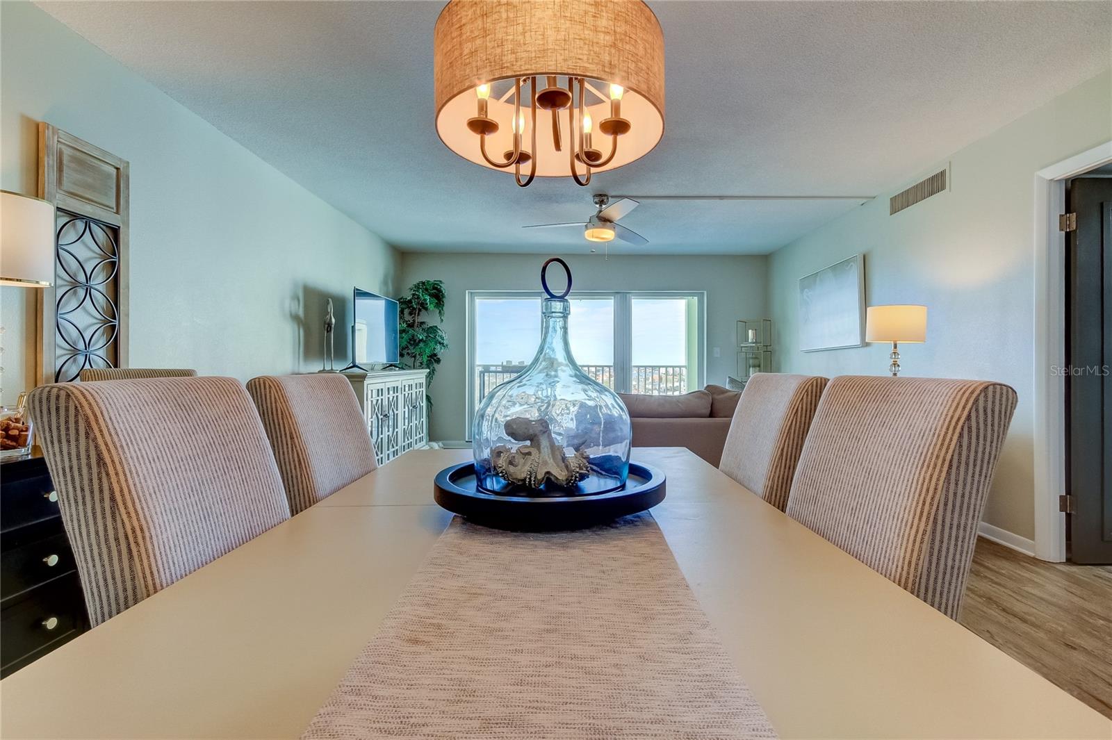 Image 61 of 84 For 400 64 Avenue 1207