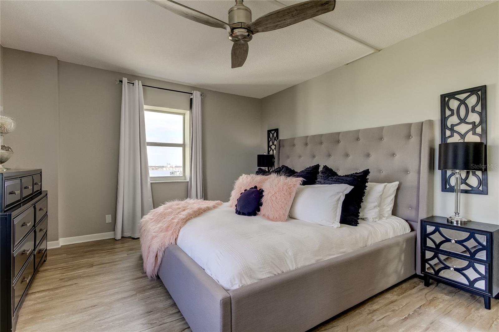 Image 66 of 84 For 400 64 Avenue 1207