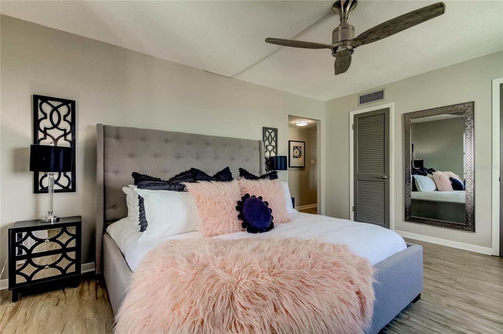 Image 67 of 84 For 400 64 Avenue 1207
