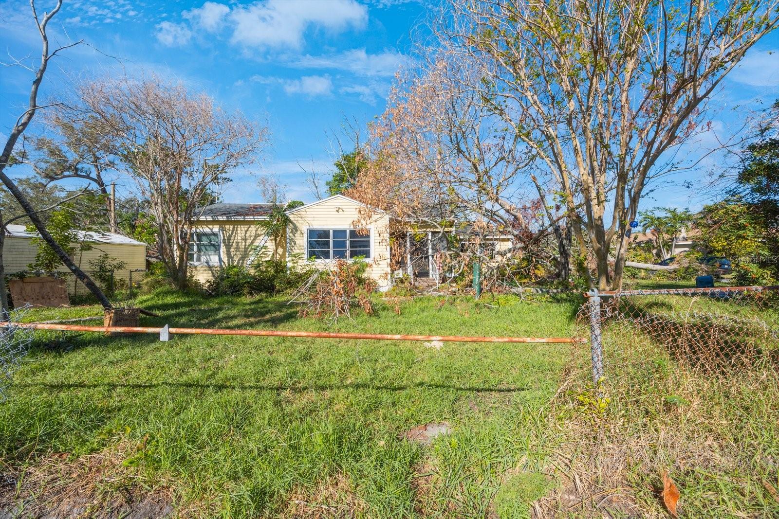 Image 14 of 15 For 8474 Tobay Road N