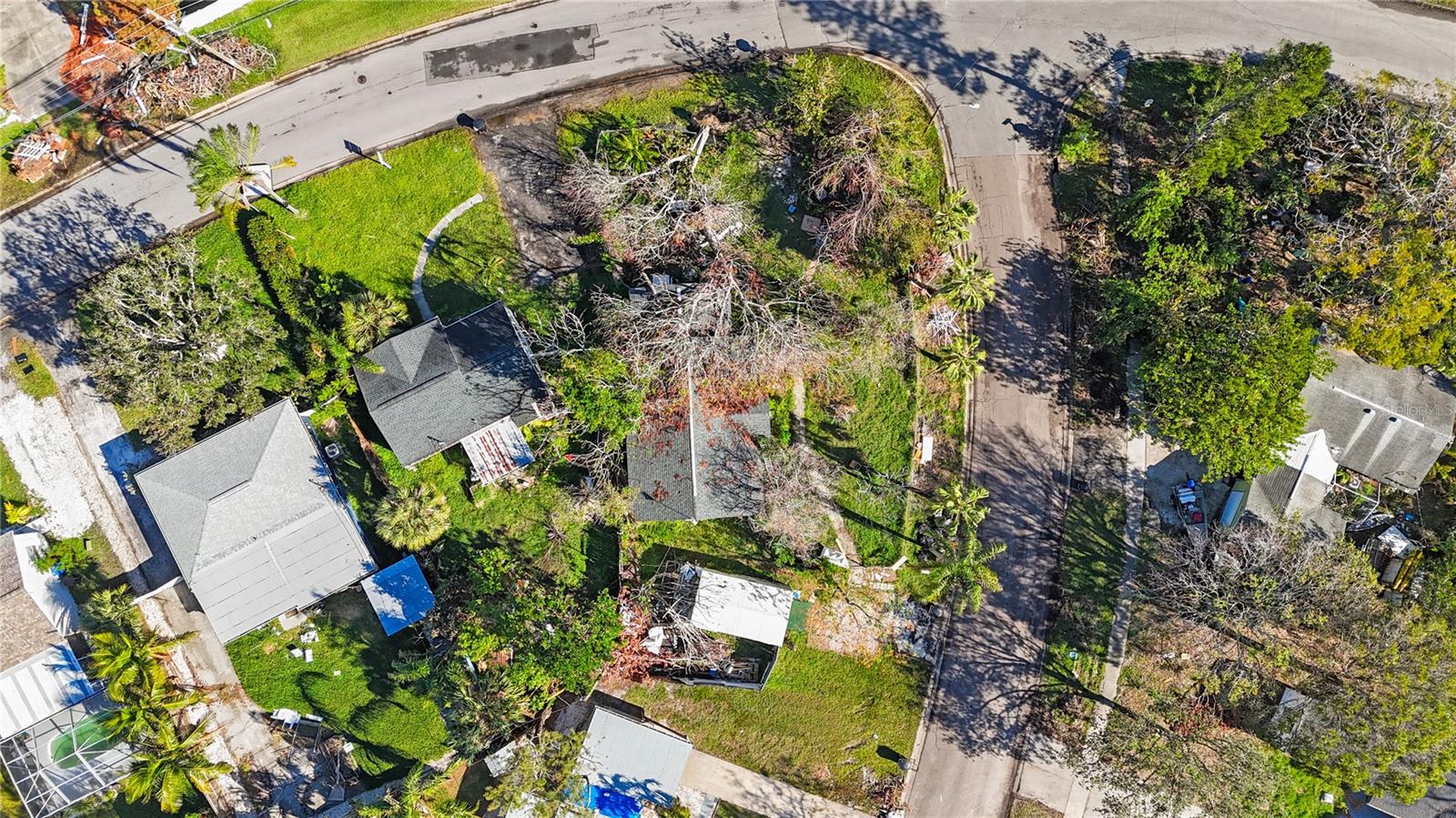 Image 2 of 15 For 8474 Tobay Road N