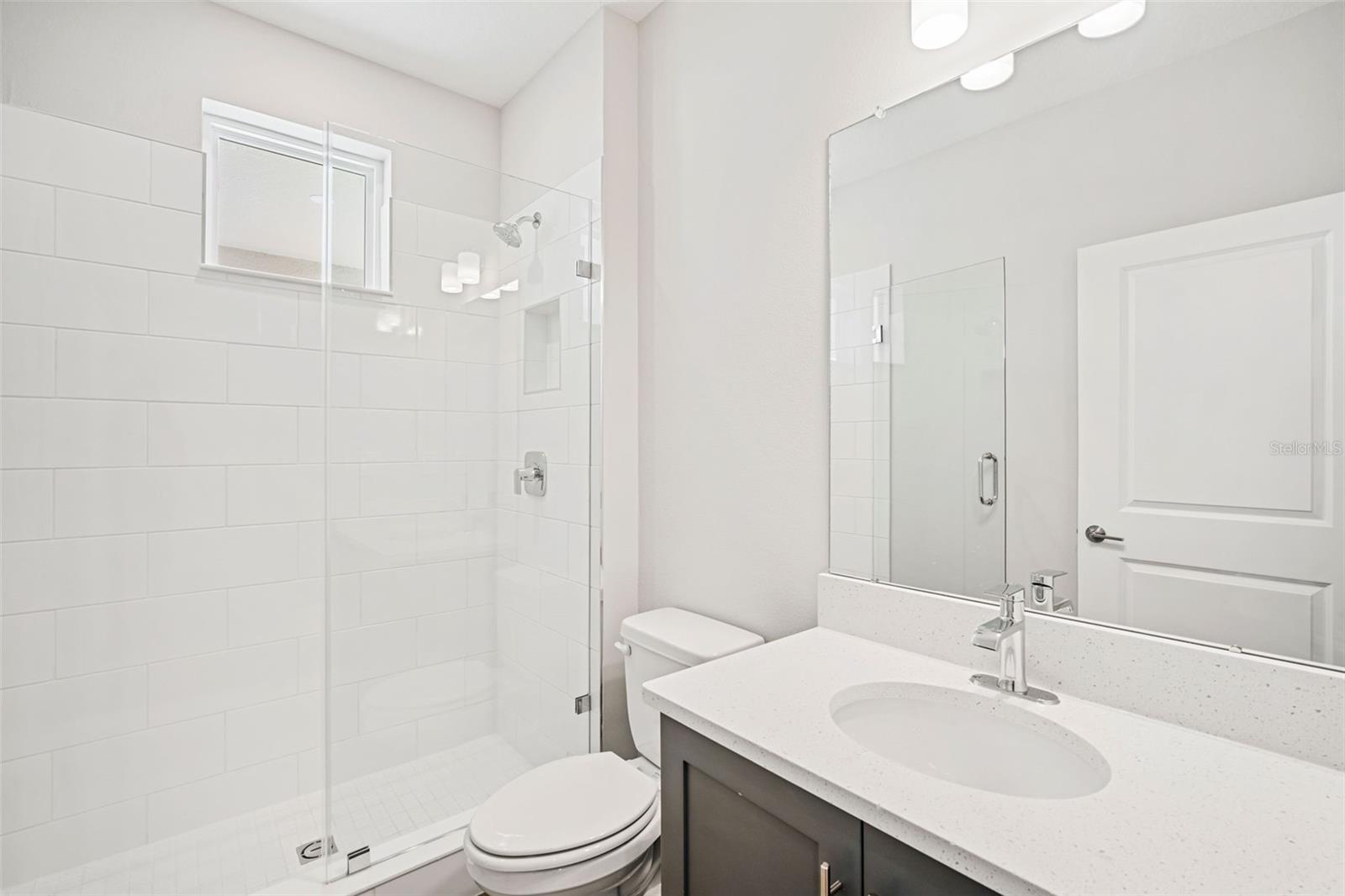 Image 38 of 54 For 840 61st Avenue Ne