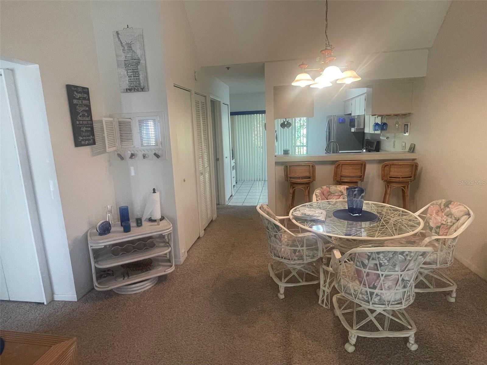 Listing photo id 3 for 4739 Myrtle Oak Drive 21