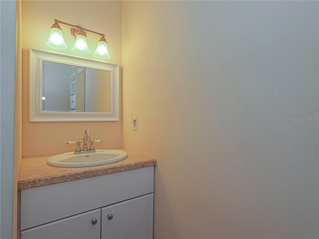 Image 30 of 35 For 28 Pine Arbor Lane 206