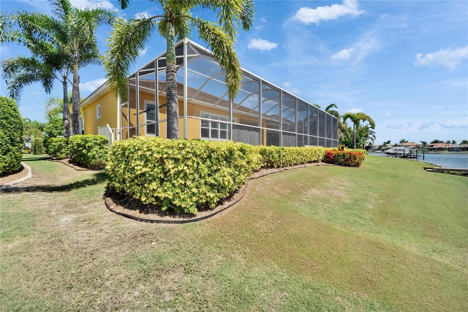 Listing photo id 60 for 721 Manns Harbor Drive