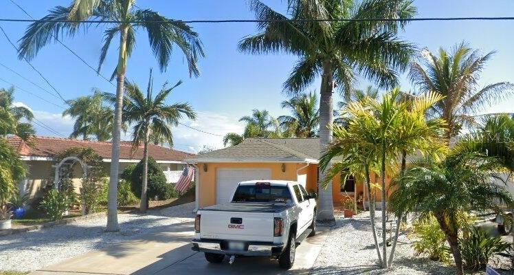 Listing Details for 16343 Redington Drive, REDINGTON BEACH, FL 33708