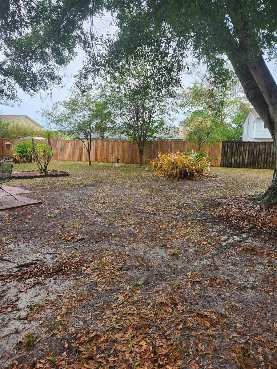 Image 12 of 14 For 6923 Spanish Moss Circle