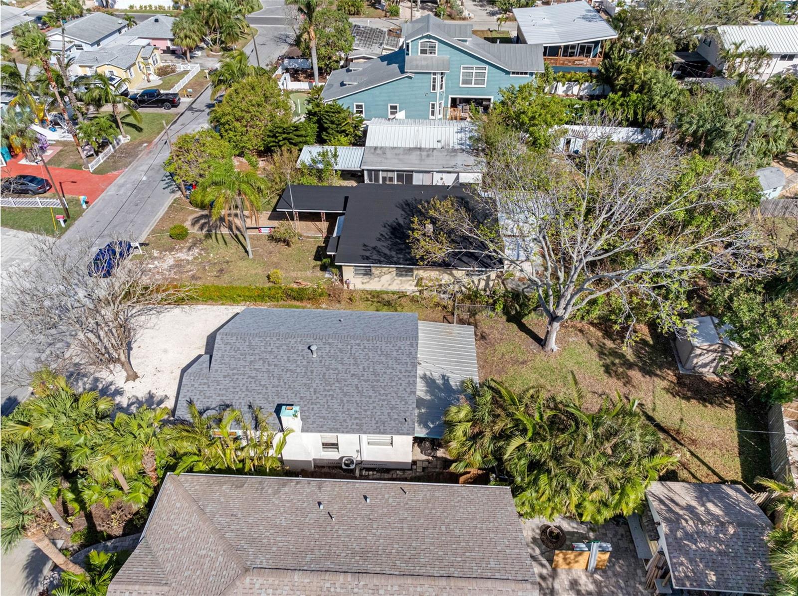 Listing photo id 35 for 1209 Bay Palm Boulevard