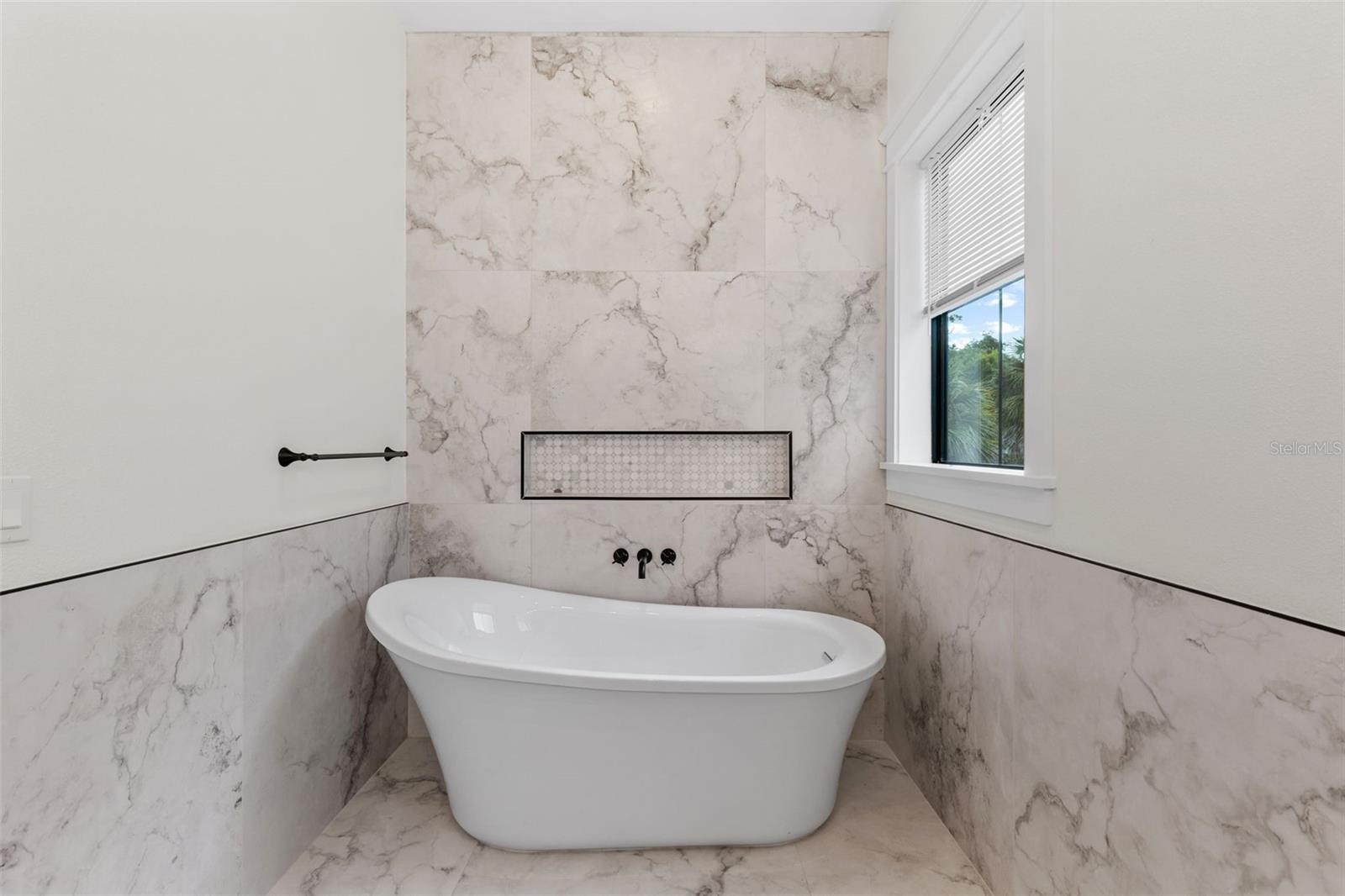 Image 26 of 33 For 3819 71st Street N