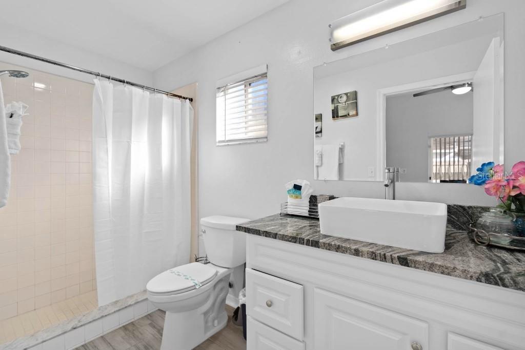 Image 8 of 33 For 2622 Montego Bay Boulevard