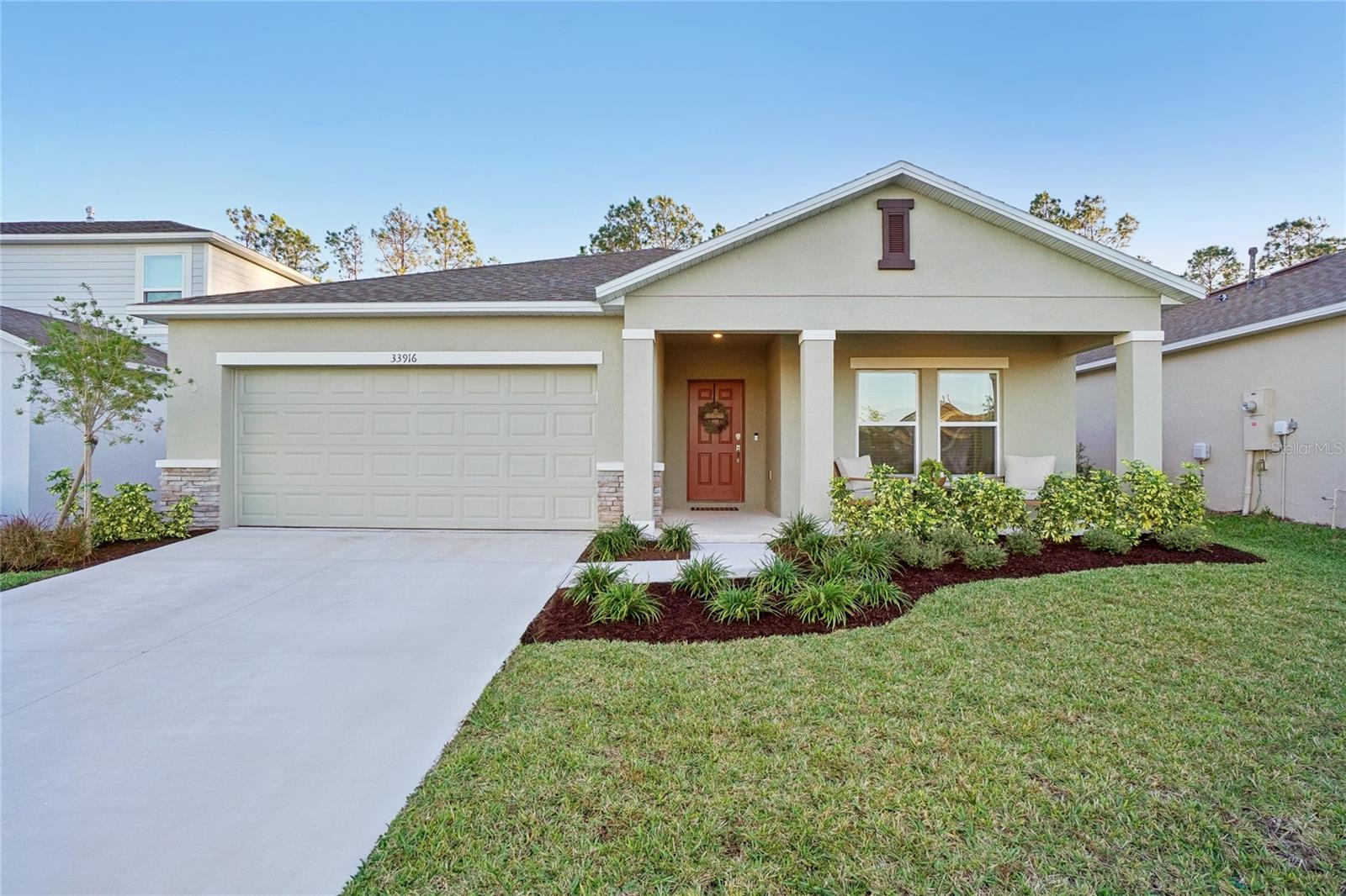 Details for 33916 Sky Blossom Circle, LEESBURG, FL 34788