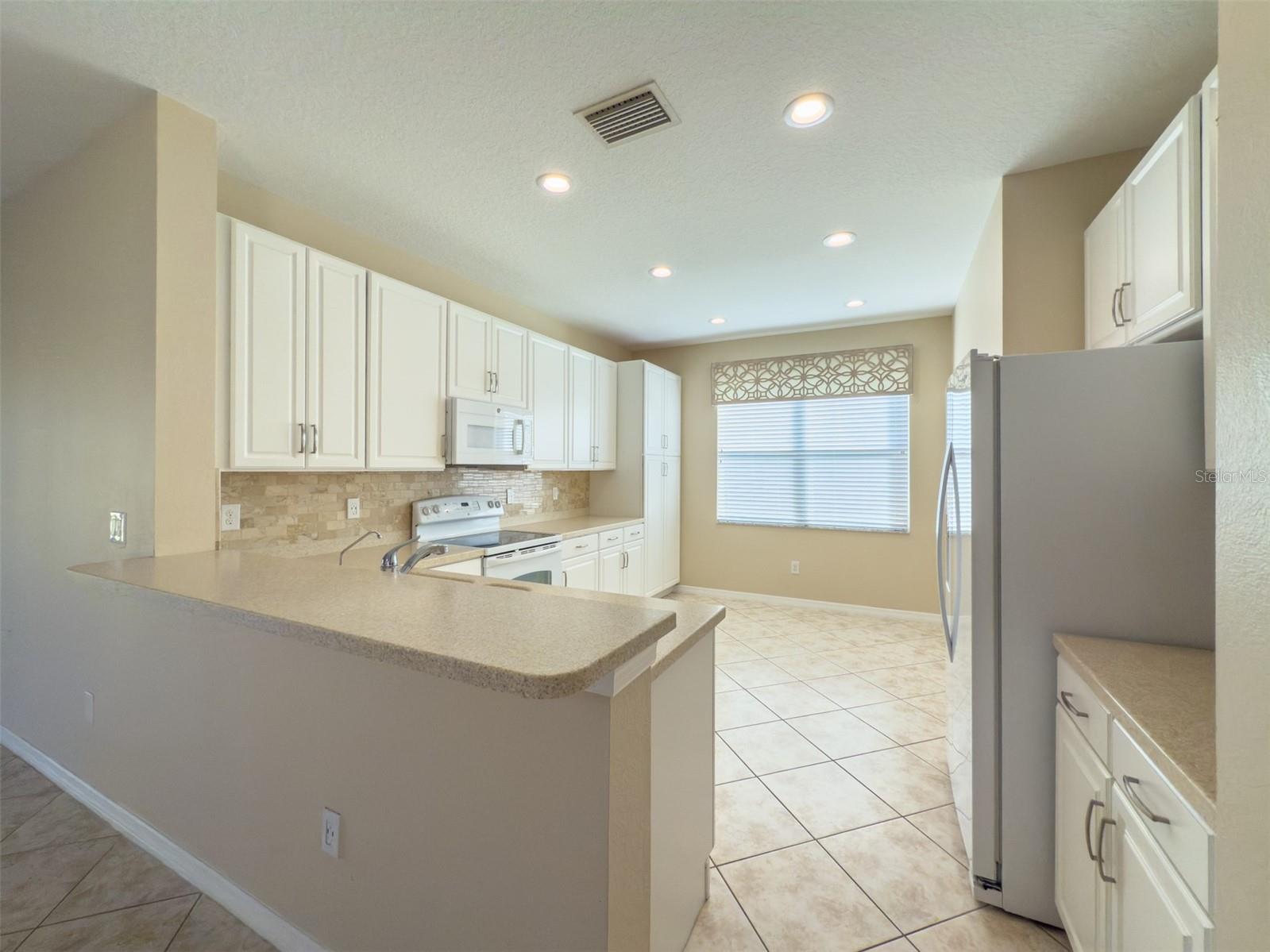 Image 11 of 88 For 16233 Amethyst Key Drive