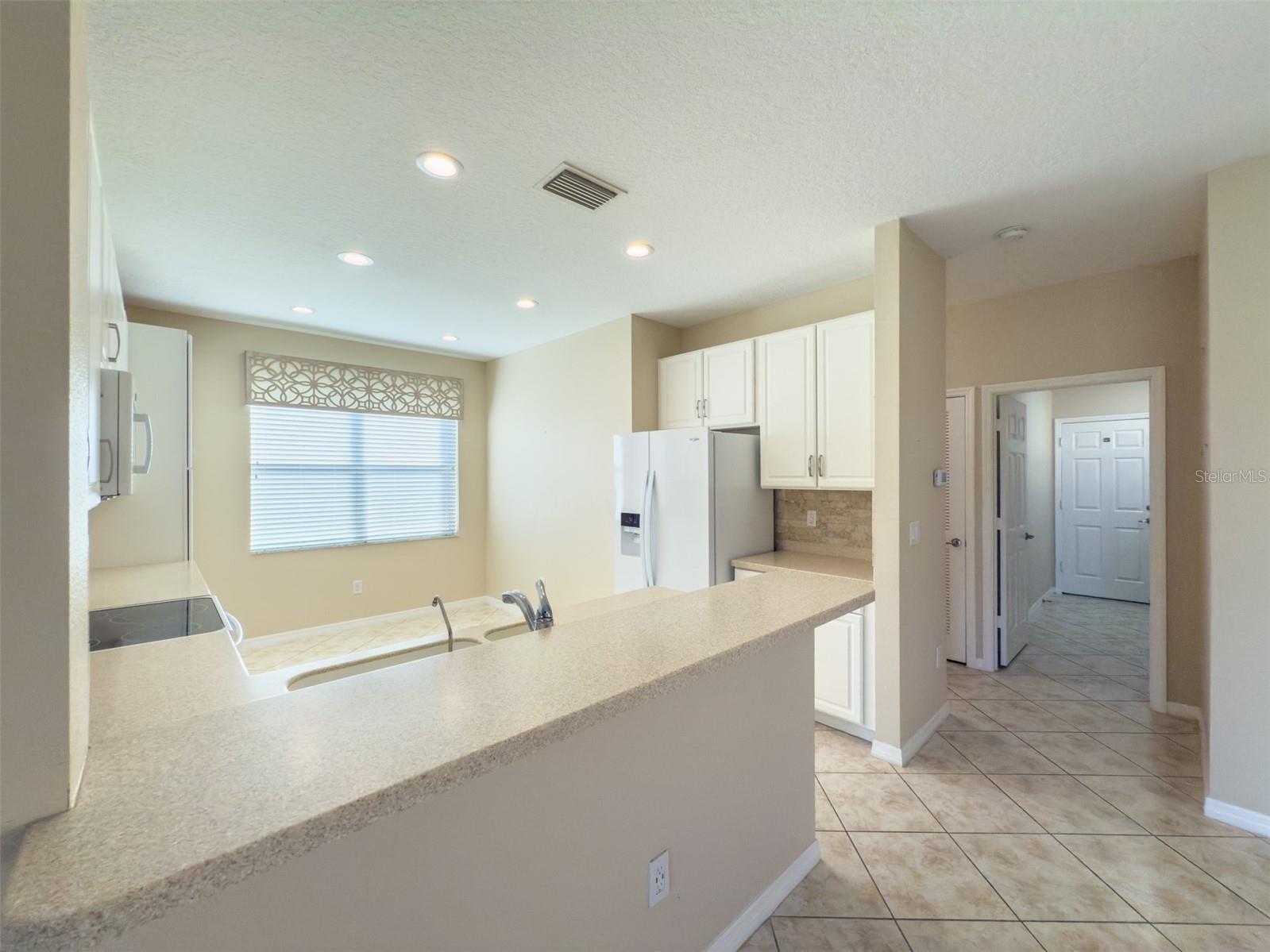 Image 16 of 88 For 16233 Amethyst Key Drive