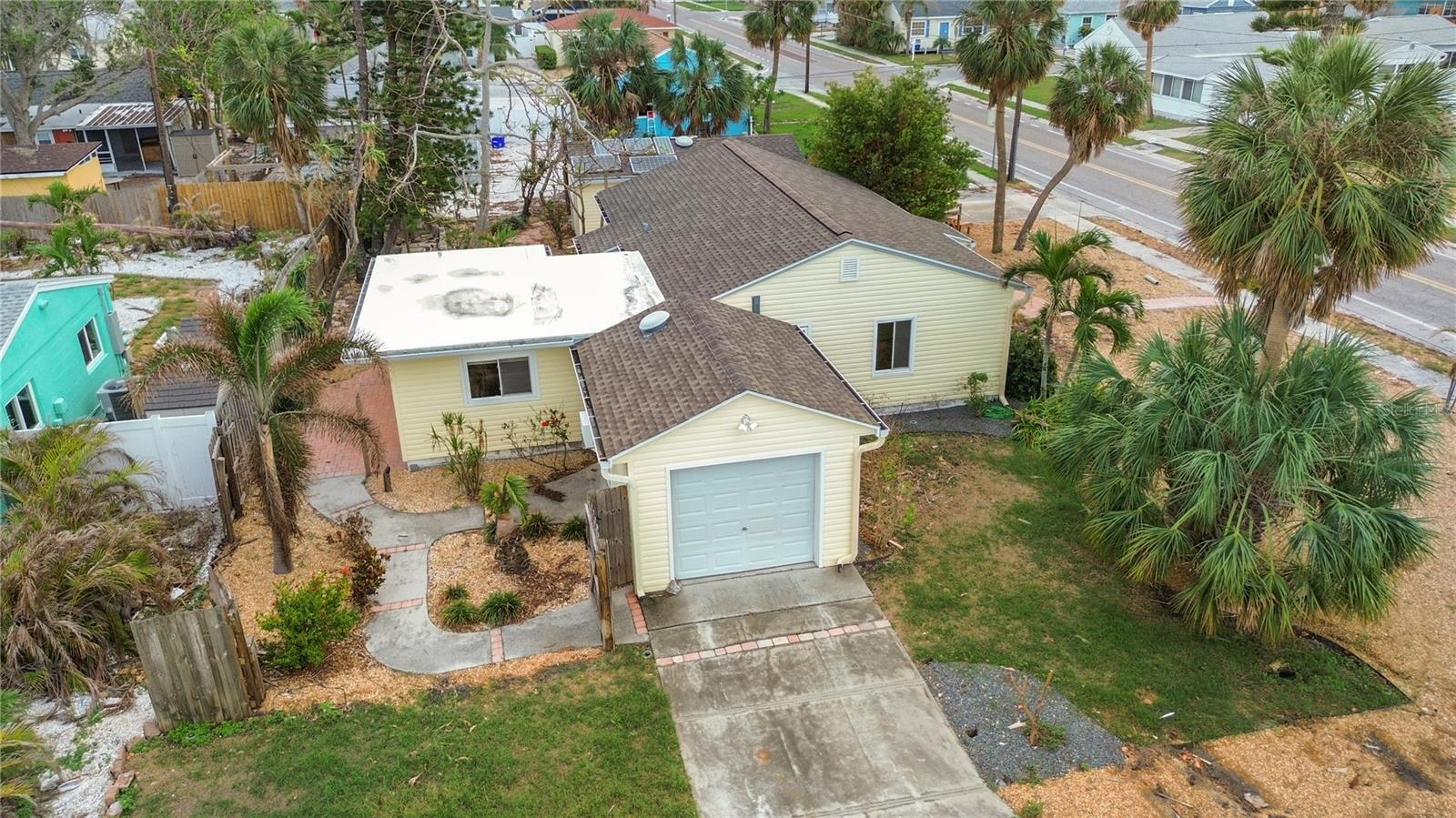 Image 4 of 48 For 7825 Gulf Boulevard