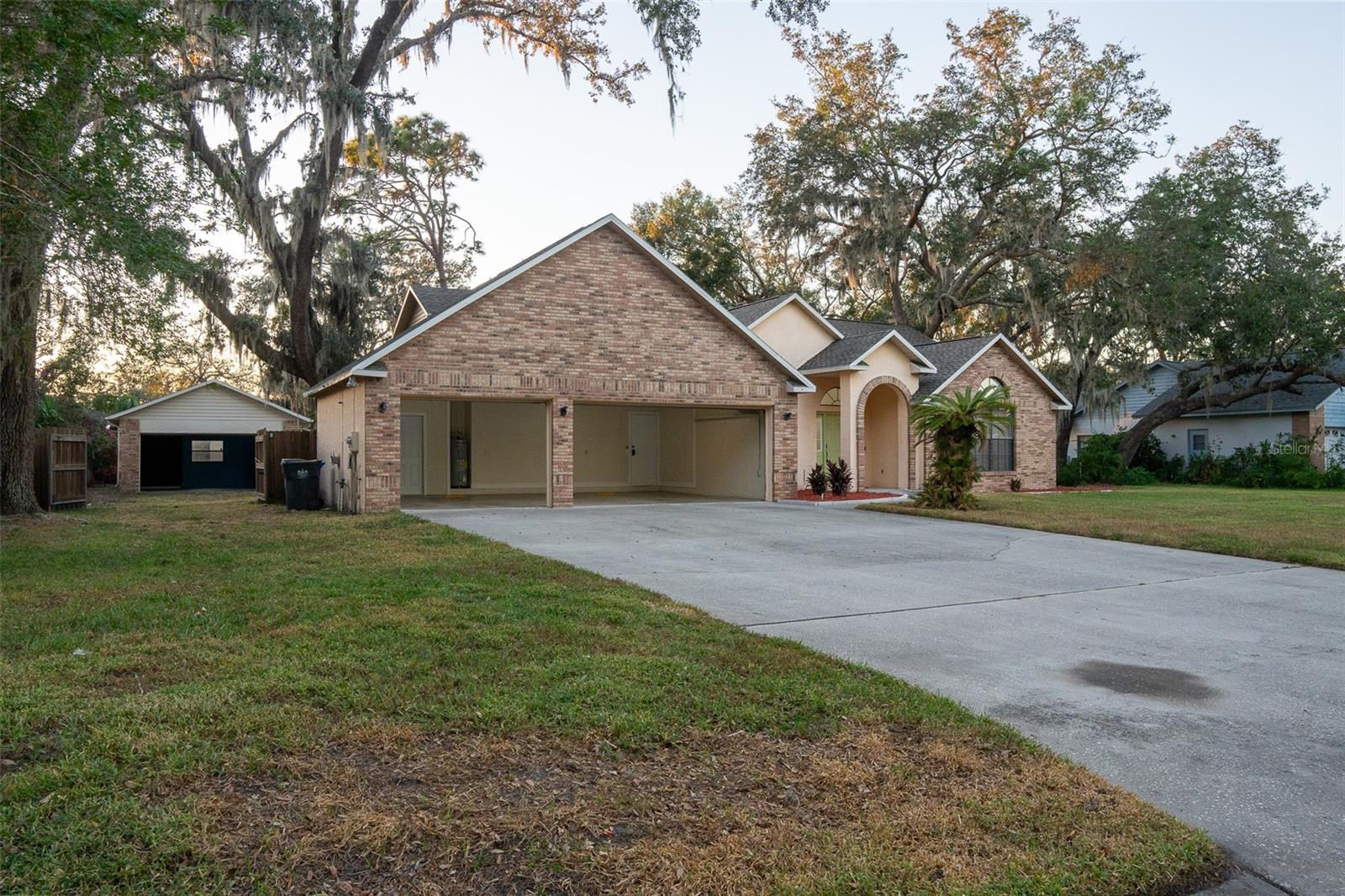 Listing photo id 22 for 3515 Buckboard Lane