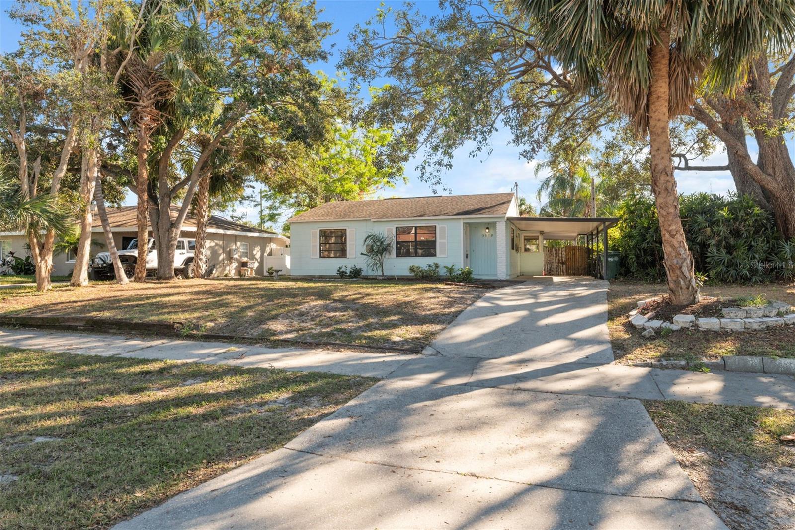 Image 2 of 30 For 3918 Fig Street