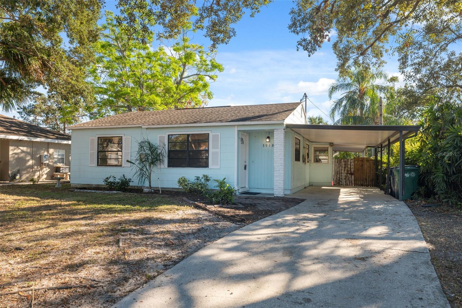 Image 3 of 30 For 3918 Fig Street