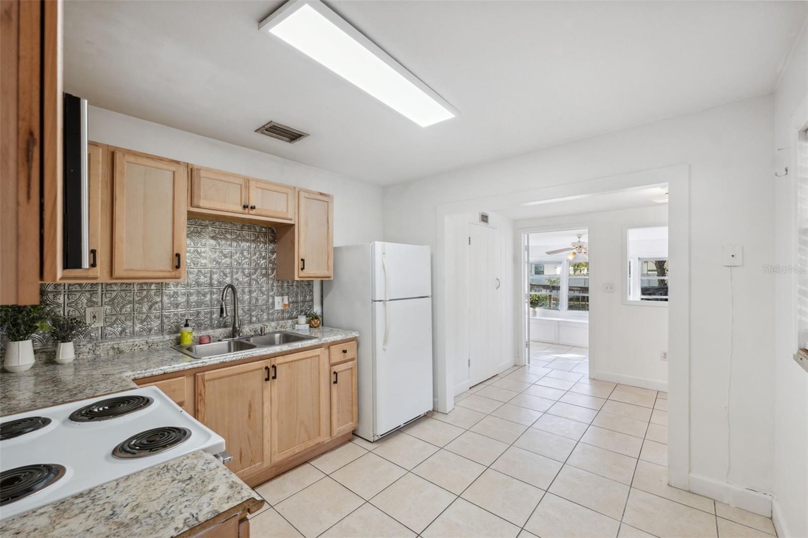Image 7 of 30 For 3918 Fig Street